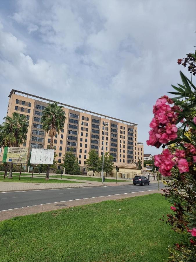 Apartmán Alazan Jerez Ii-Parking Gratis-Wifi-Netflix Jerez de la Frontera Exteriér fotografie
